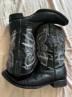 Snake skin cowboy boots men’s size 12.5