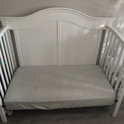 Baby Crib 