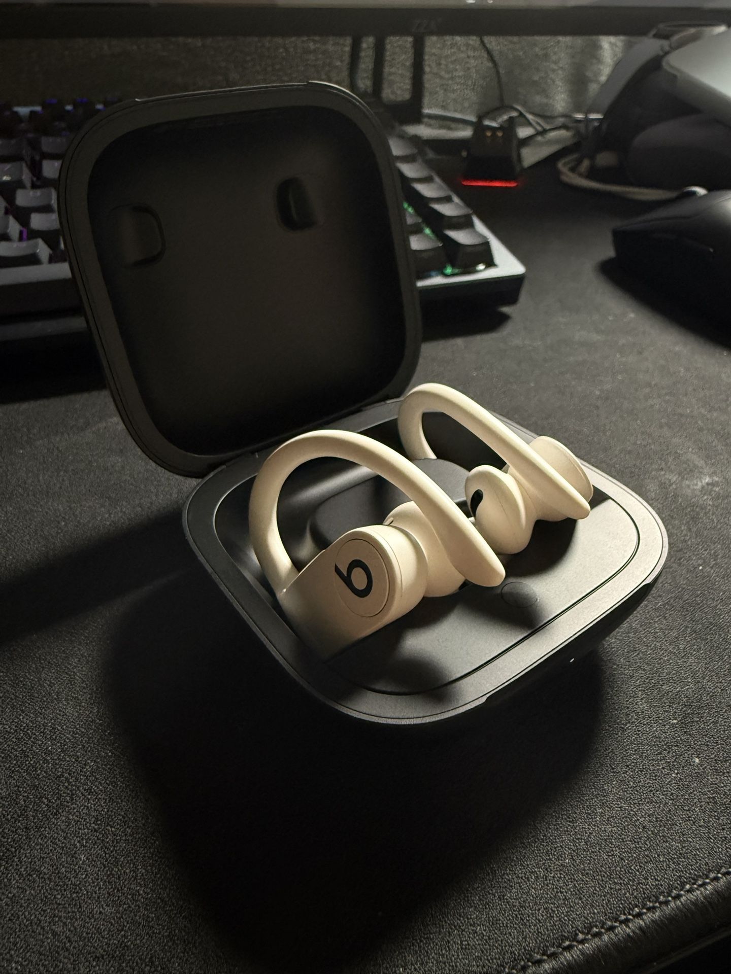 Beats Powerbeats Pro