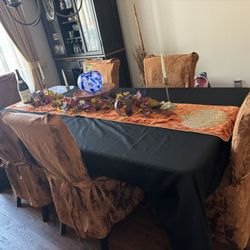 Dinning Room Set with free hutch