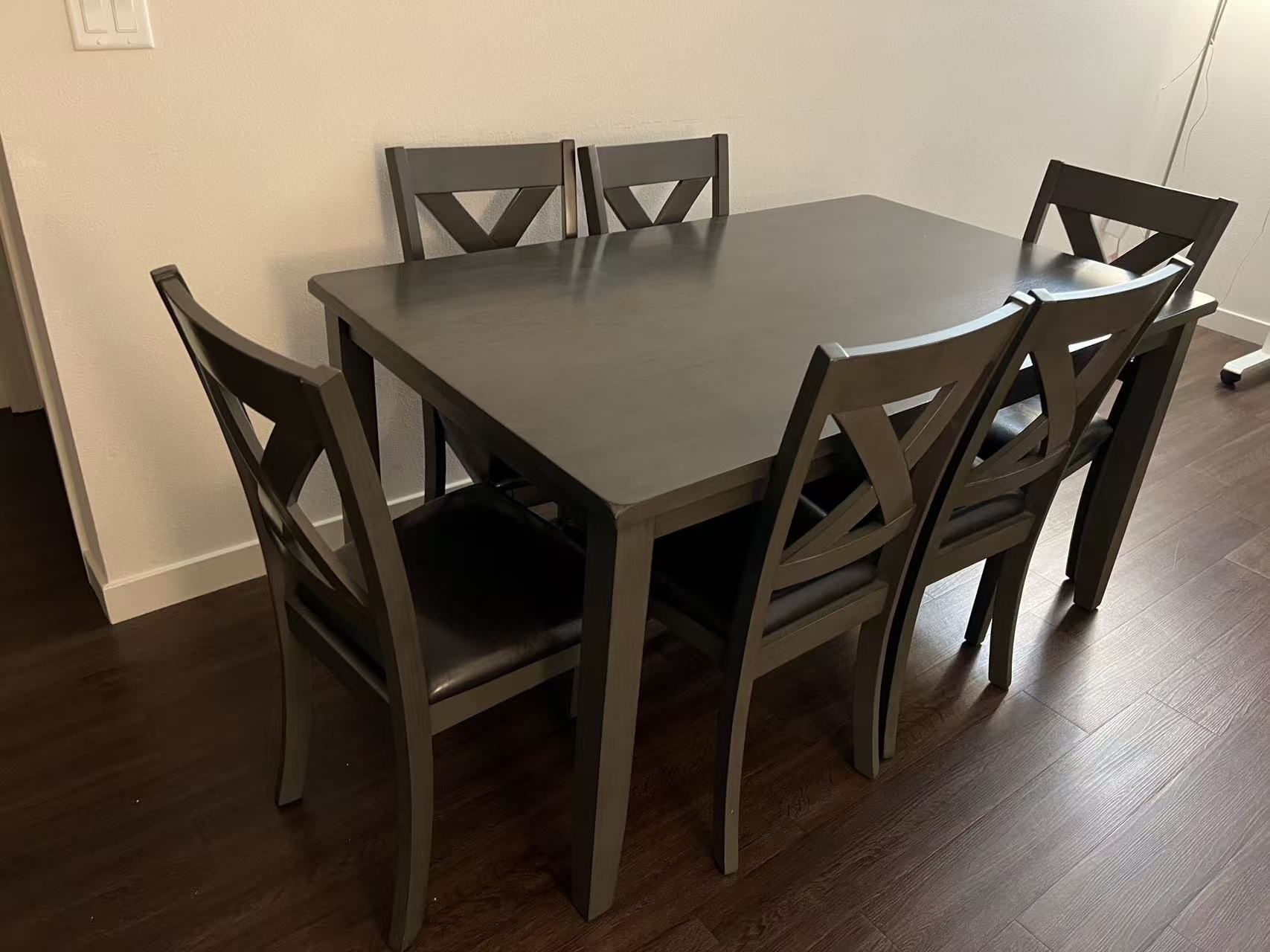 6-Piece Dining Table Set – Solid Wood – Modern Dark Finish