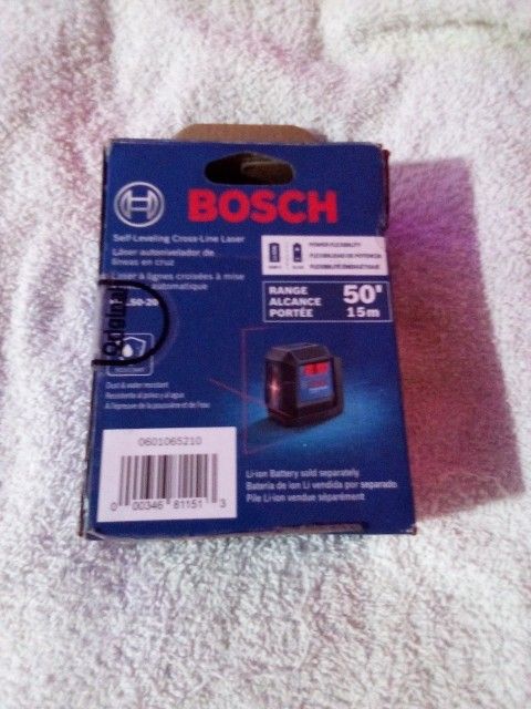 Bosch
50 ft. Dual Power Battery Red Beam Self-Leveling Cross-Line Laser Level