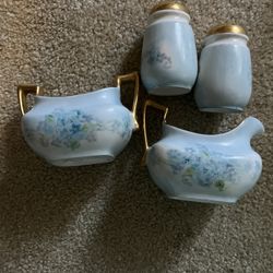 Royal Bayreuth Porcelain Sugar Creamer Salt N Pepper Set