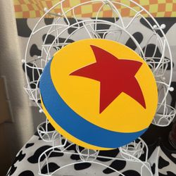 Pixar Handmade Cupcake Ferris Wheel 