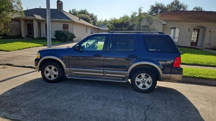 2003 Ford Explorer