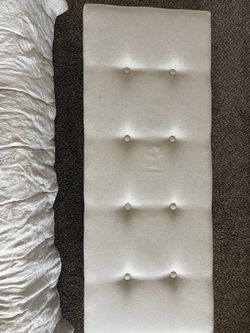 Tufted Upholstered Bench
