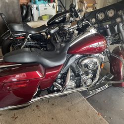 2008 Harley Davidson  FLHX