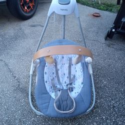 INGERNUITY  BABY SWING.