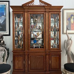 90 Thomasville Display Cabinet