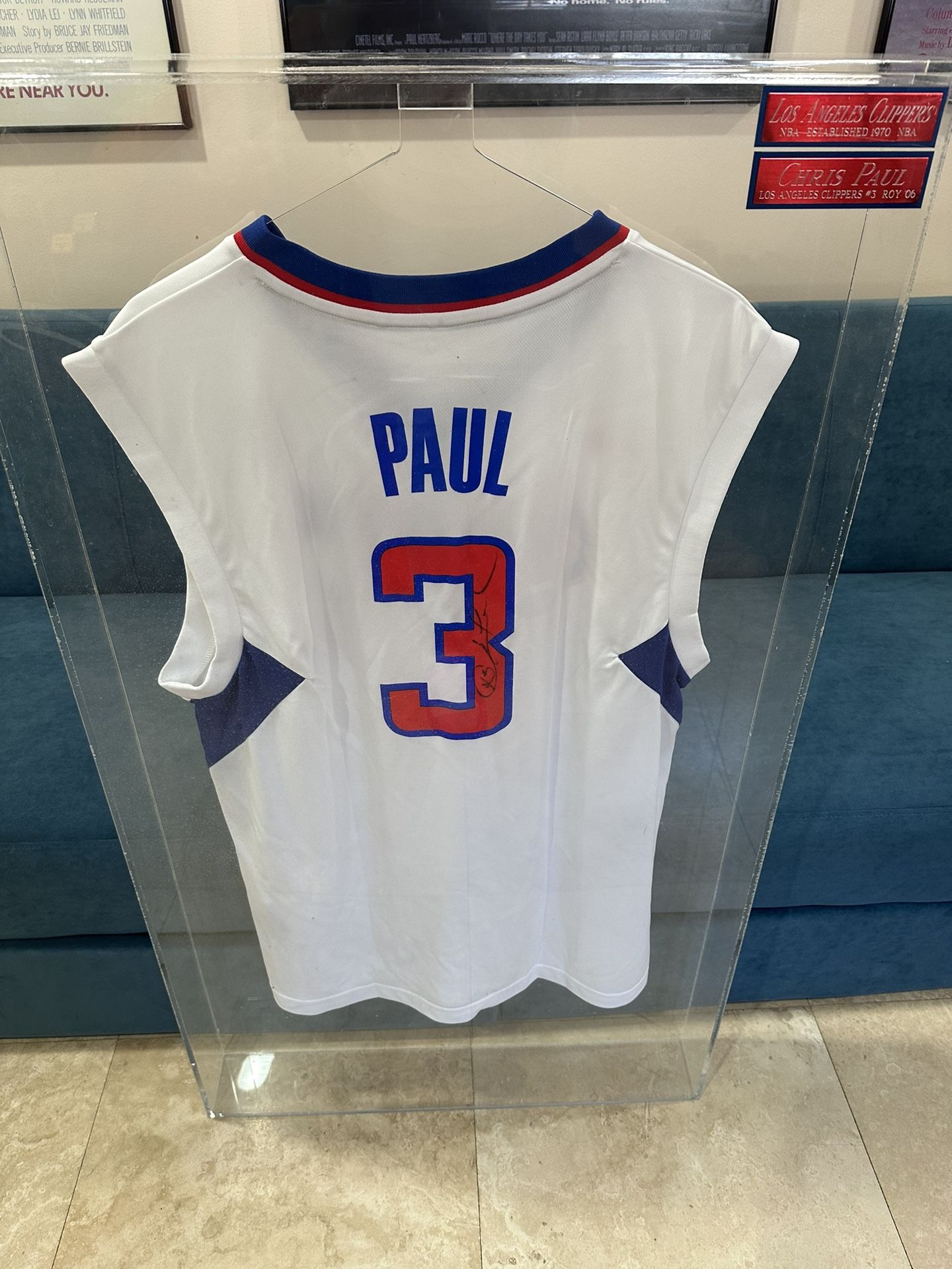 AUTOGRAPHED CHRIS PAUL JERSEY WITH CASE
