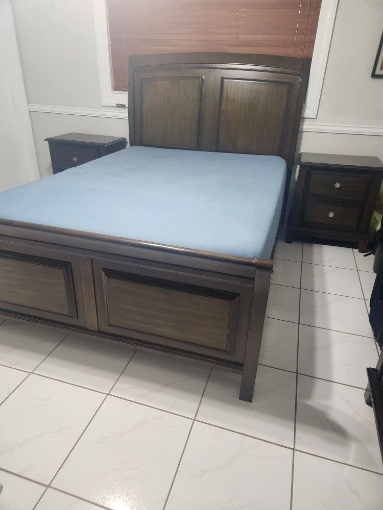 Real Wood Bedroom Set