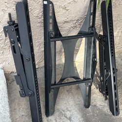 TV Hanger