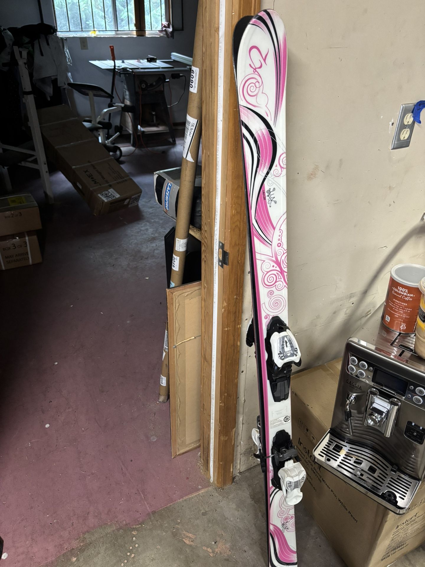 LOW PRICE MOVING- K2 $600 RETAIL SKIS + BINDINGS