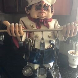 Vintage Chef statue( tabletop) LOCAL MEET / pick up no delivery