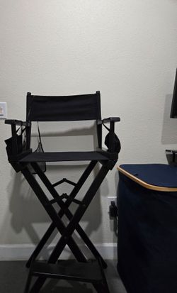 Makeup chair
