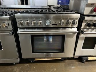 THERMADOR 36”WIDE DUAL FUEL RANGE STOVE
