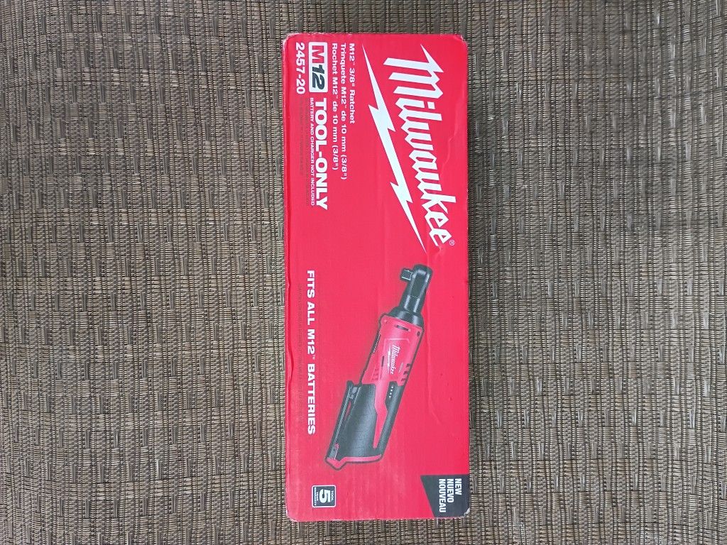 Milwaukee M12 3/8 Ratchet 
