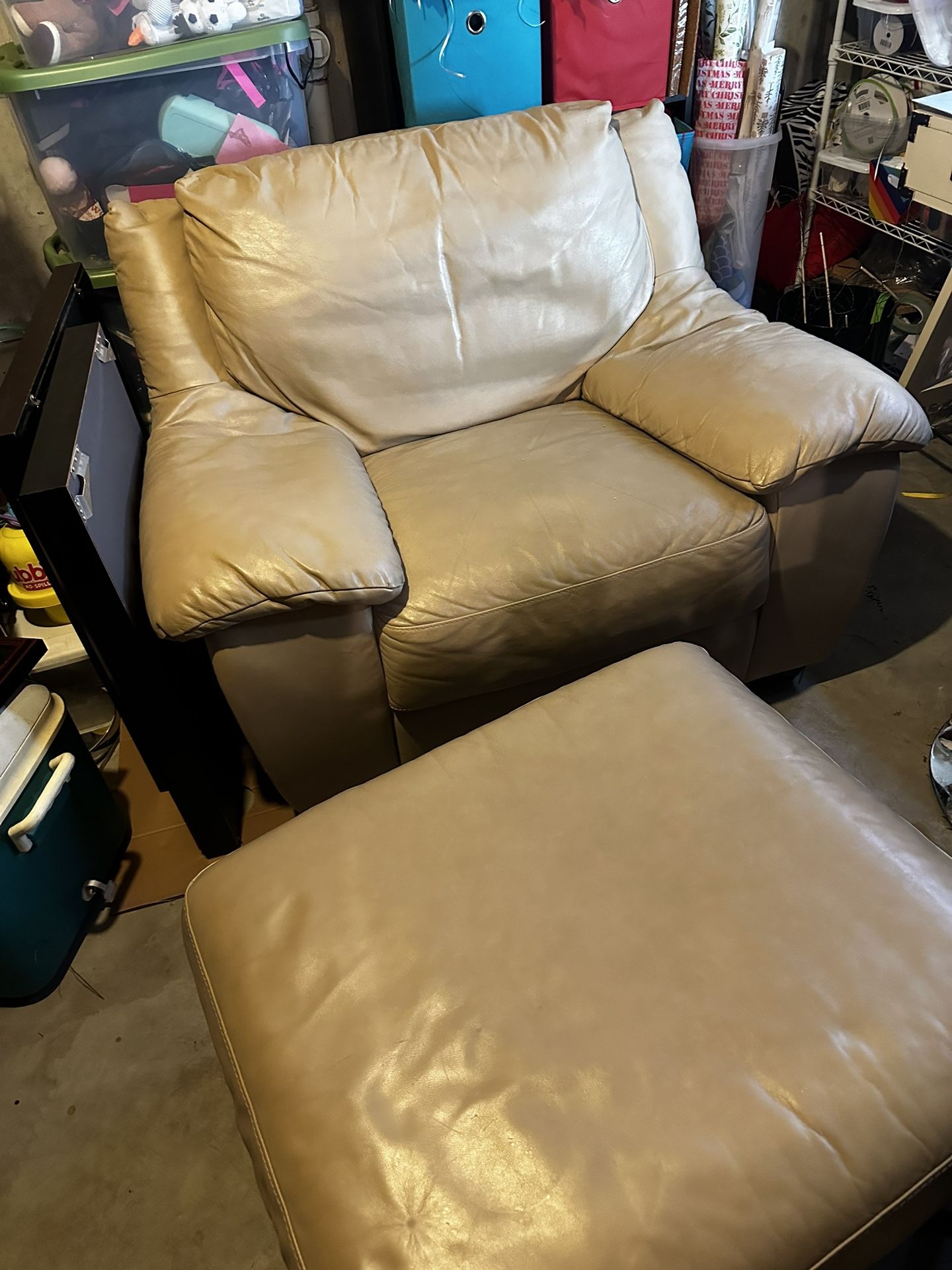 Leather Chair With Ottoman