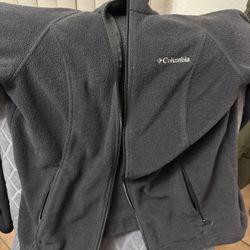 Columbia Jacket Women $5