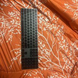Apple Magic Keyboard With Numeric Keypad