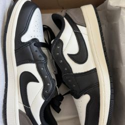 Jordan Retro 1 Low Mochas