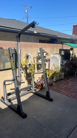 Weight bench /Lat Machine by Nautilus