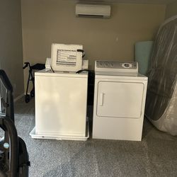 Washer & dryer - older but still work great!