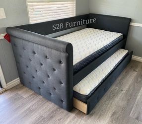 Twin Twin Grey Daybed With Ortho Mattress Included!!
