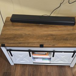 Expanding coffee tables