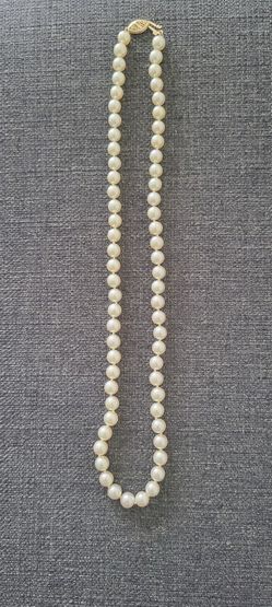 Vintage 14k Roun Pearl White And Cream Necklace 