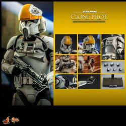 Hot Toys MMS648 Clone Pilot Star Wars Attack of the Clones 1/6 Figure