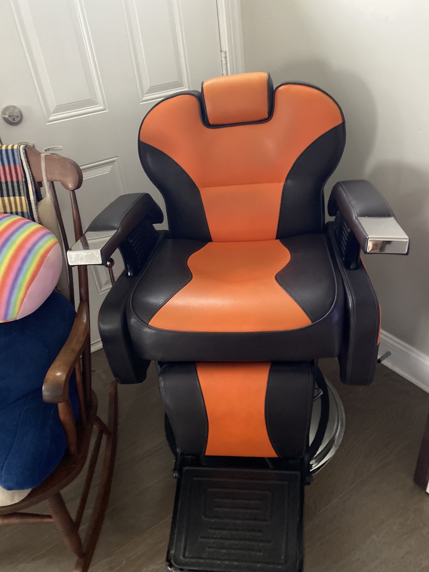 Barber Chair Philadelphia Flyers