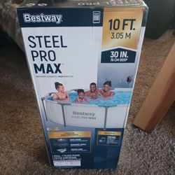Brand new swimming pool with pump and filter