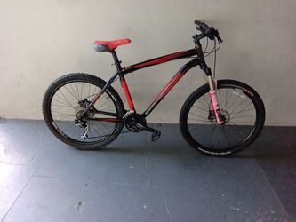 BICYCLE SPECIALIZED 21 SPEED SIZE 26 BRAND NEW