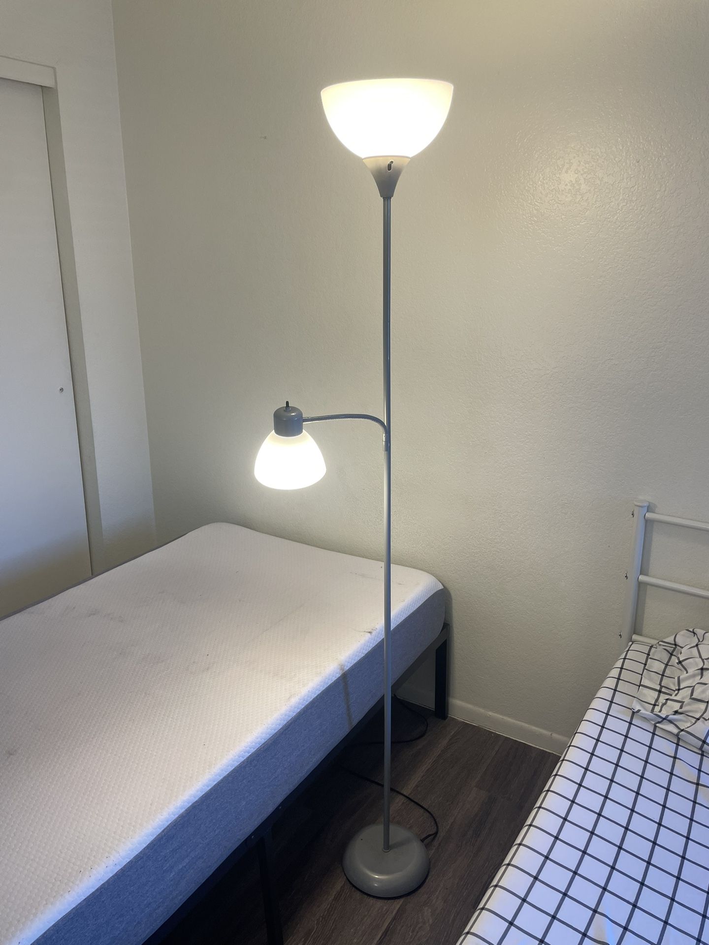 Lamps With Bulbs