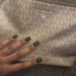 Michael Kors Crossbody Bag 