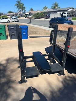 Weight bench