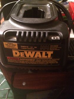 Charger dewalt