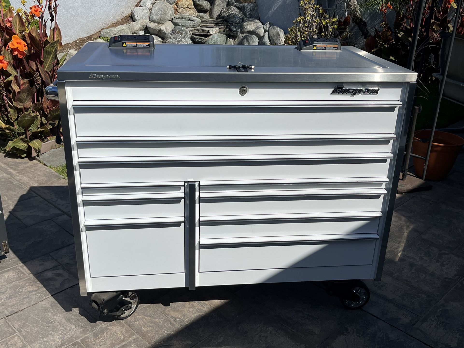 Snap On 54 Inch 10 Drawer Double Bank Master Series Roll Cab White