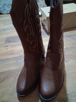 Girl boots