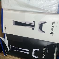 Play station 5 Console And Controller Brand New