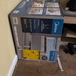 Window A/C Unit 