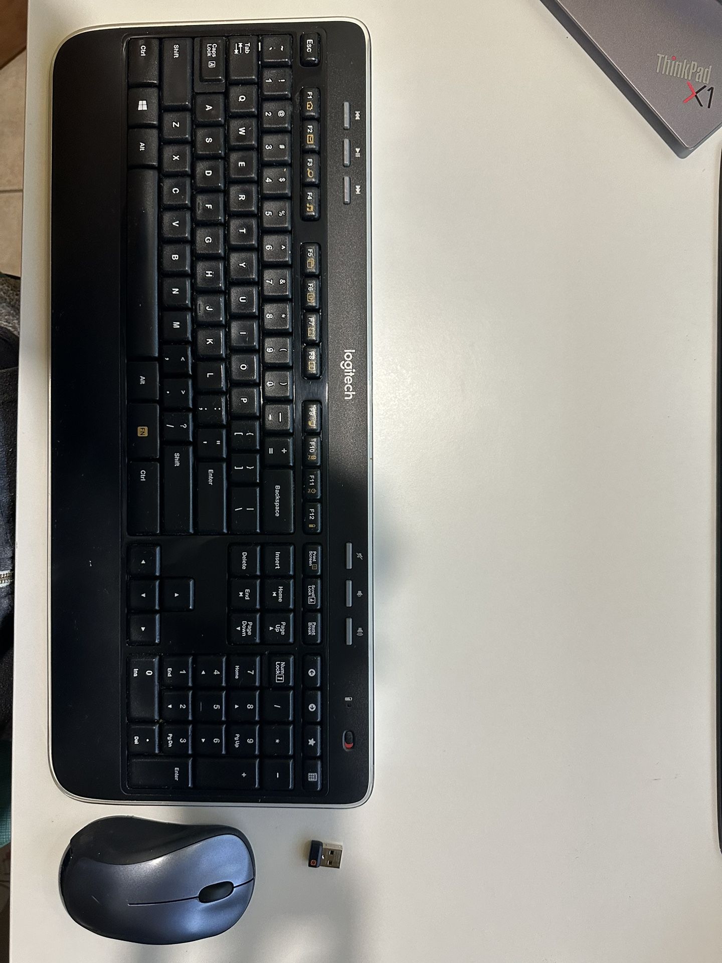 Logitech K520 Wireless Keyboard And Mouse