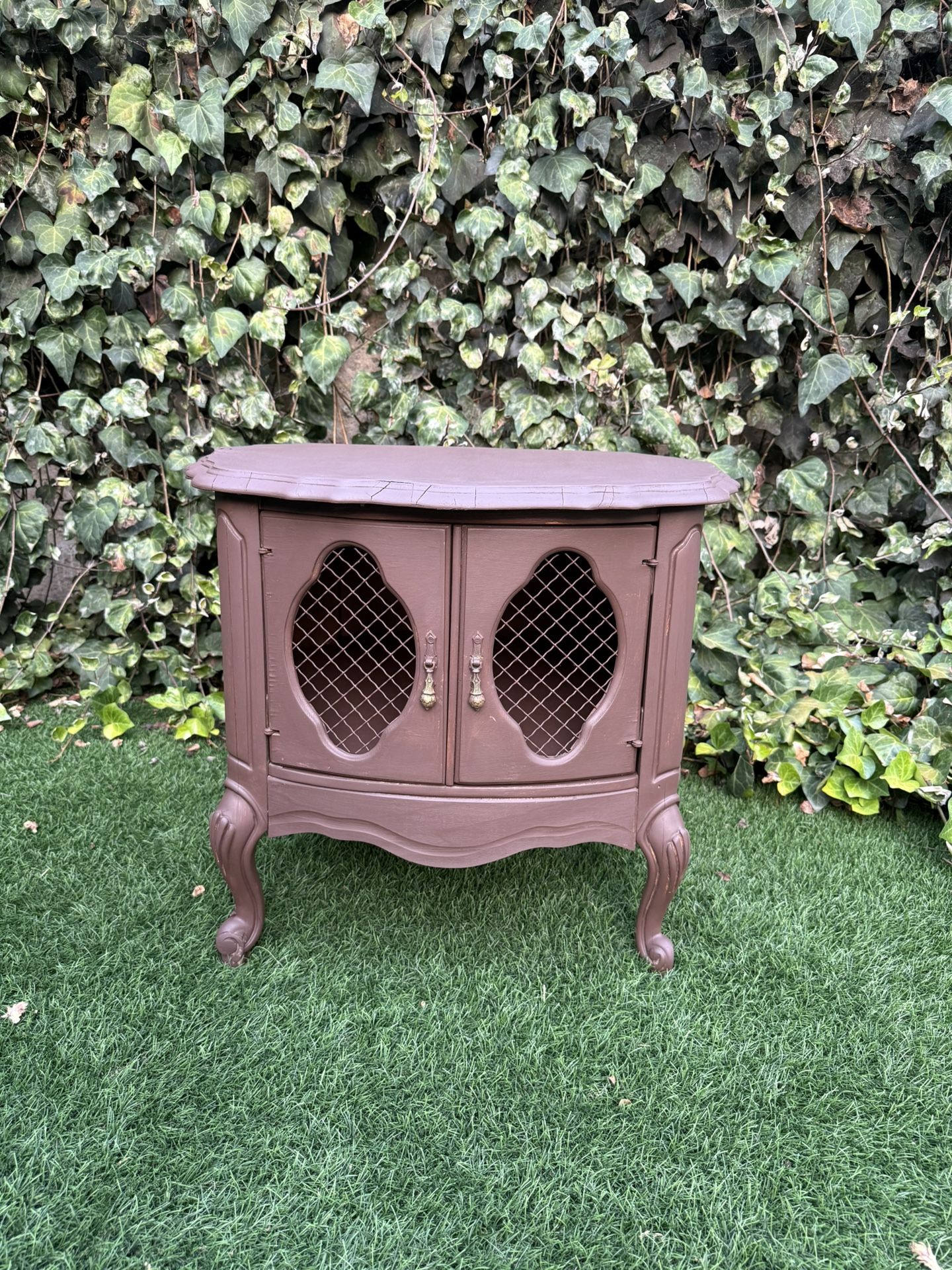 French Provincial Drum Table