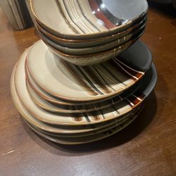 Plate Set