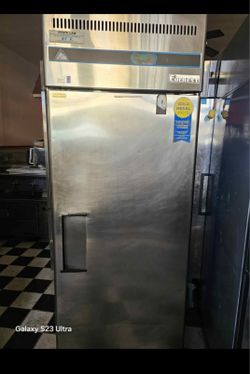 Fridge EVEREST