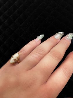 14K Vintage Yellow Gold Carved Shell Cameo Ring – Classical Female Profile