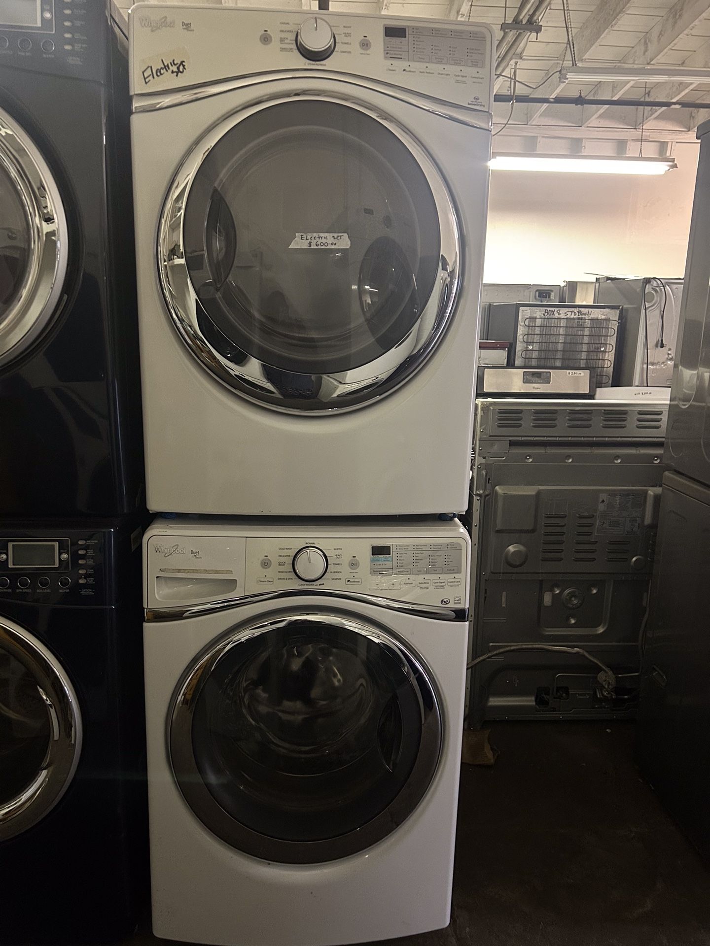 Whirlpool Washer & Electric Dryer