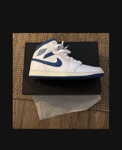 Nice Color Way Jordan’s Brand New With Box Great 🎁 !