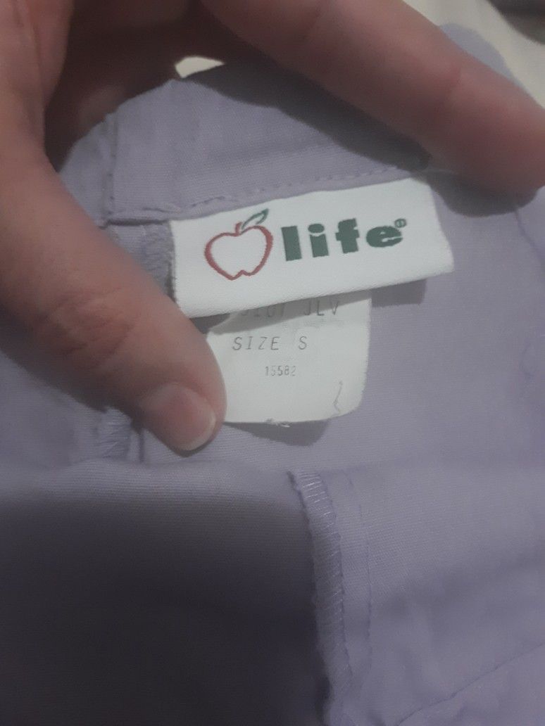 Womens Scrubs Lavender Med. Top Small Bottom